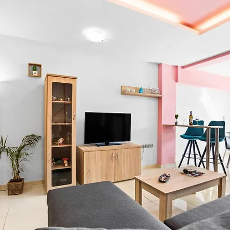 Apartment Emmanouel Maisonette Near The Sea Parigoria